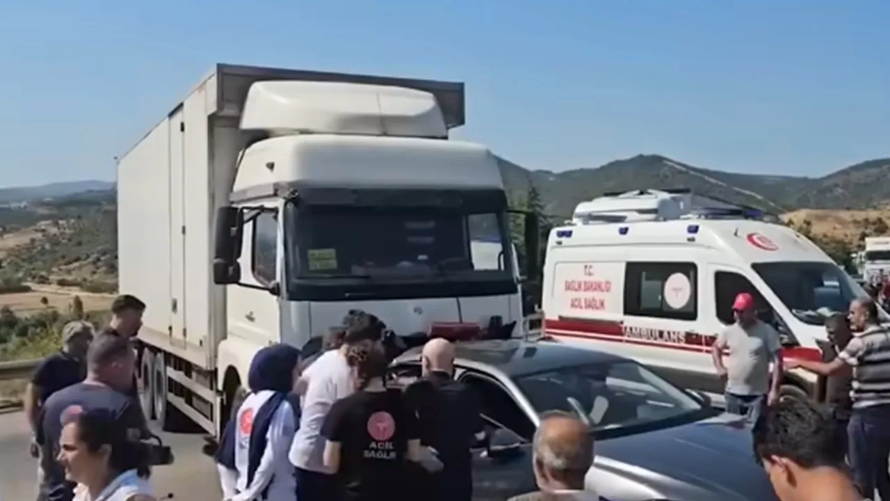 Bursa'da Nakşibendi Tarikatı Üyesi Otomobilde Yaşamını Kaybetmiştir