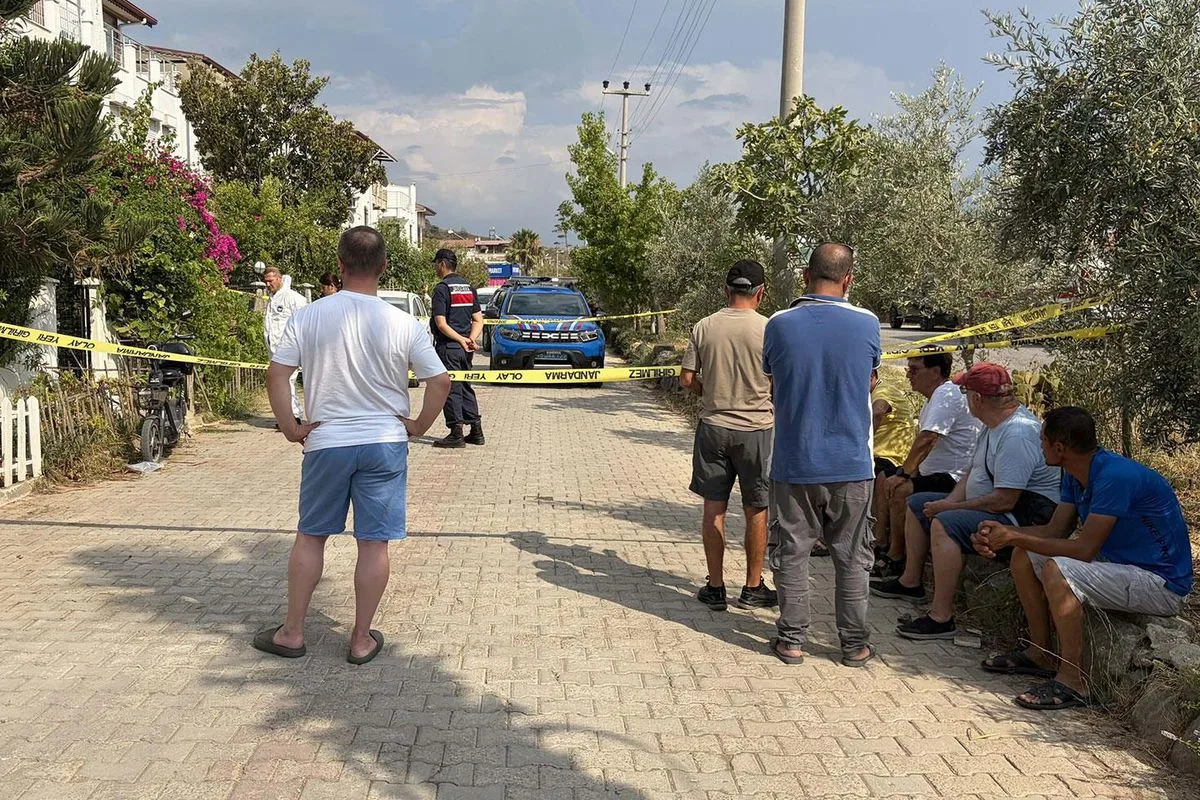 Fethiye'de aile faciası: 50 yaşındaki erkek annesini öldürdü, intihar etti
