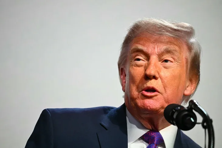 Trump Hürmüz Boğazı’nı “Yeni ABD Toprağı” Olarak Paylaştı