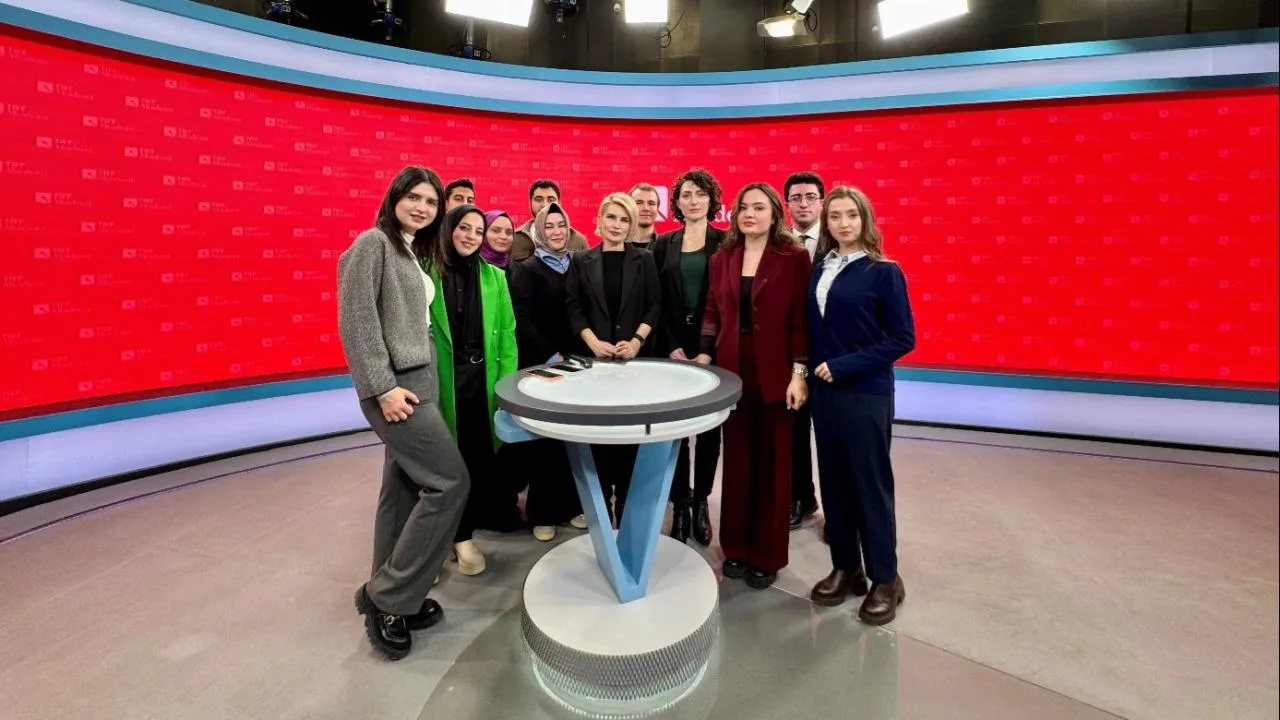 TRT Akademi Spikerlik ve Sunuculuk Eğitimi 21 Eylül’de Başlıyor