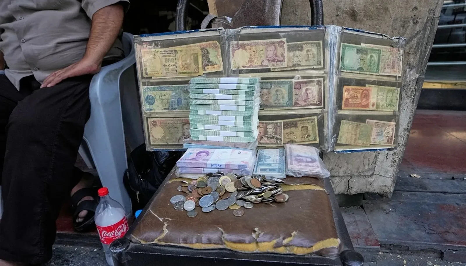 ABD Deniz Ablukası İran Ekonomisini ve Ticareti Vurdu