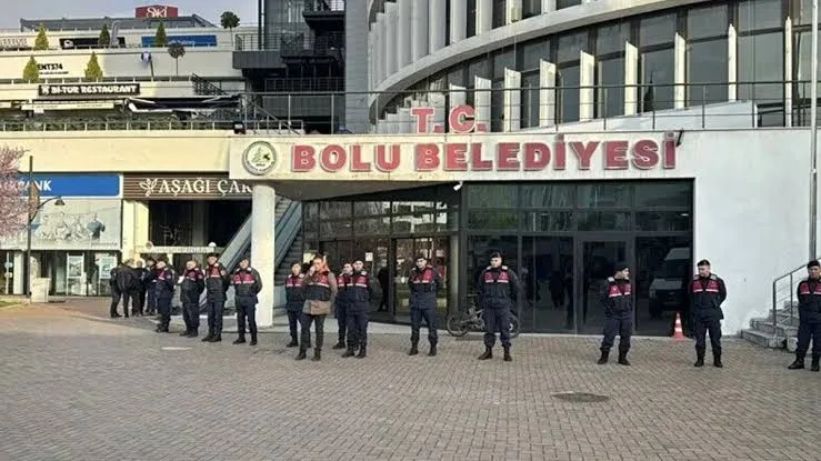 Bolu Belediyesi’ne Hayalet Araç Operasyonu: 22 Gözaltı Kararı