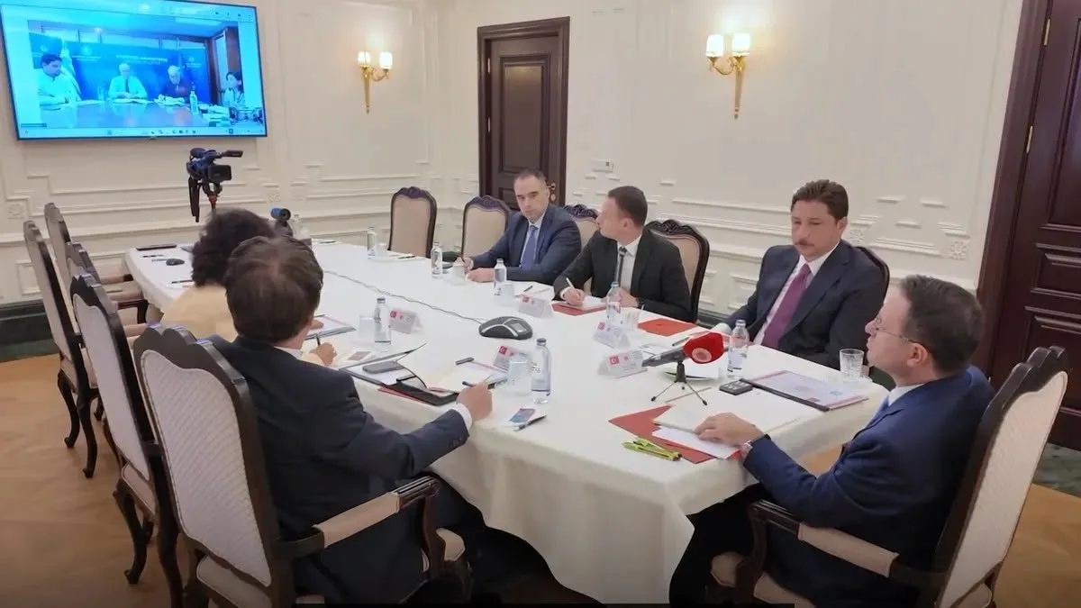 Adalet Bakanı Akın Gürlek, Yunanistan Adalet Bakanı Yorgos Floridis ile organize suçlar ve suçluların iadesini görüştü.