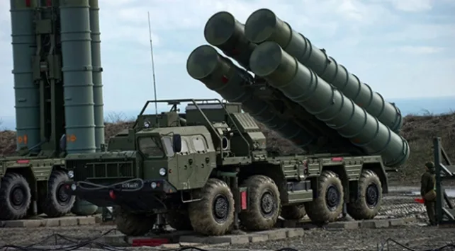 Cumhurbaşkanı Recep Tayyip Erdoğan, Bişkek dönüşünde S-400 sistemleri ve Türkiye’nin F-35 programına yeniden katılım sürecine ilişkin açıklamalarda bulundu.