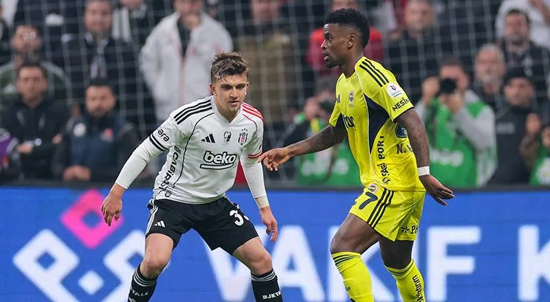 Fenerbahçe ile Beşiktaş arasında 5 Eylül Cumartesi saat 20.00’de oynanacak Süper Lig derbisini Halil Umut Meler yönetecek.