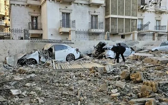 İsrail’in Güney ve Doğu Lübnan’a düzenlediği hava saldırılarında 3 kişi hayatını kaybederken 23 kişi yaralandı.