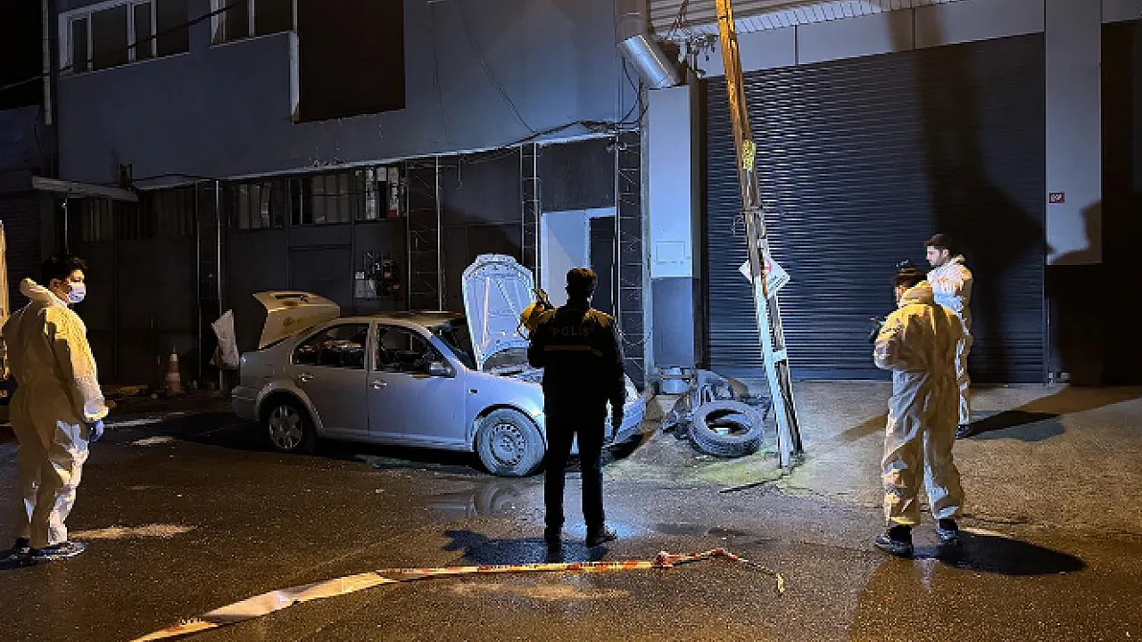 Söndürülen Otomobilin İçinden Çıkan Şoke Etti!