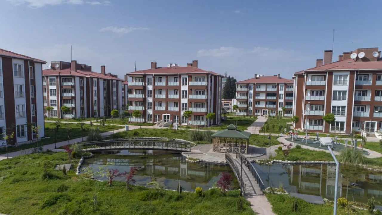 TOKİ Kura Listesi Güncellendi! Bu Hafta 9 Şehirde 22 Bin Yuva Sahibini Buluyor