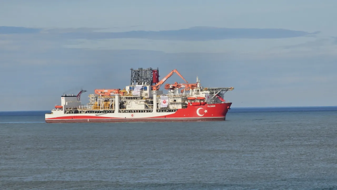 Yavuz Sondaj Gemisi Filyos'ta Demirledi!