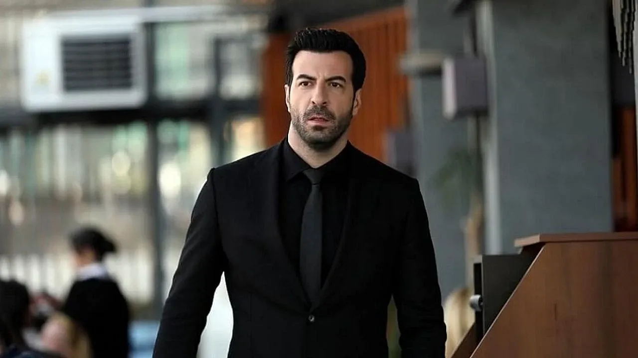 İsmail Demirci Yeni Tiyatro Oyunuyla Sahnelere Dönüş Yapıyor