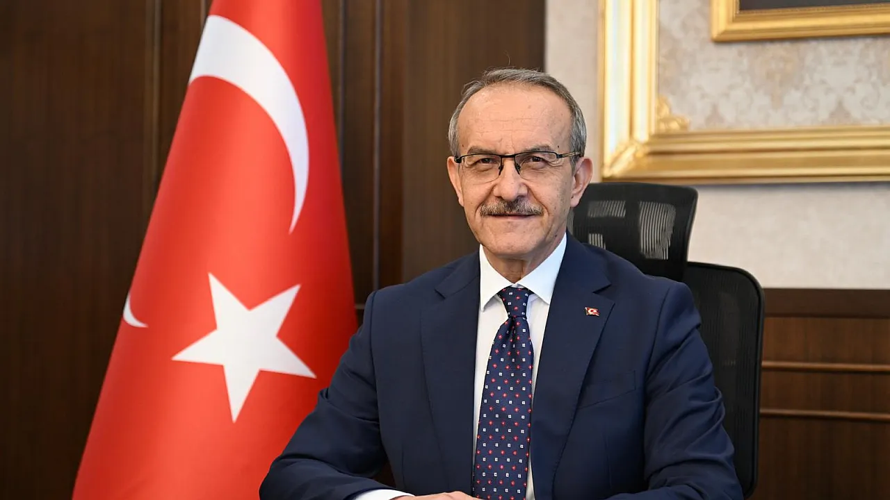 Validen Berat Kandil Mesajı: Kırgınlıkları Geride Bırakmanın Tam Vakti!