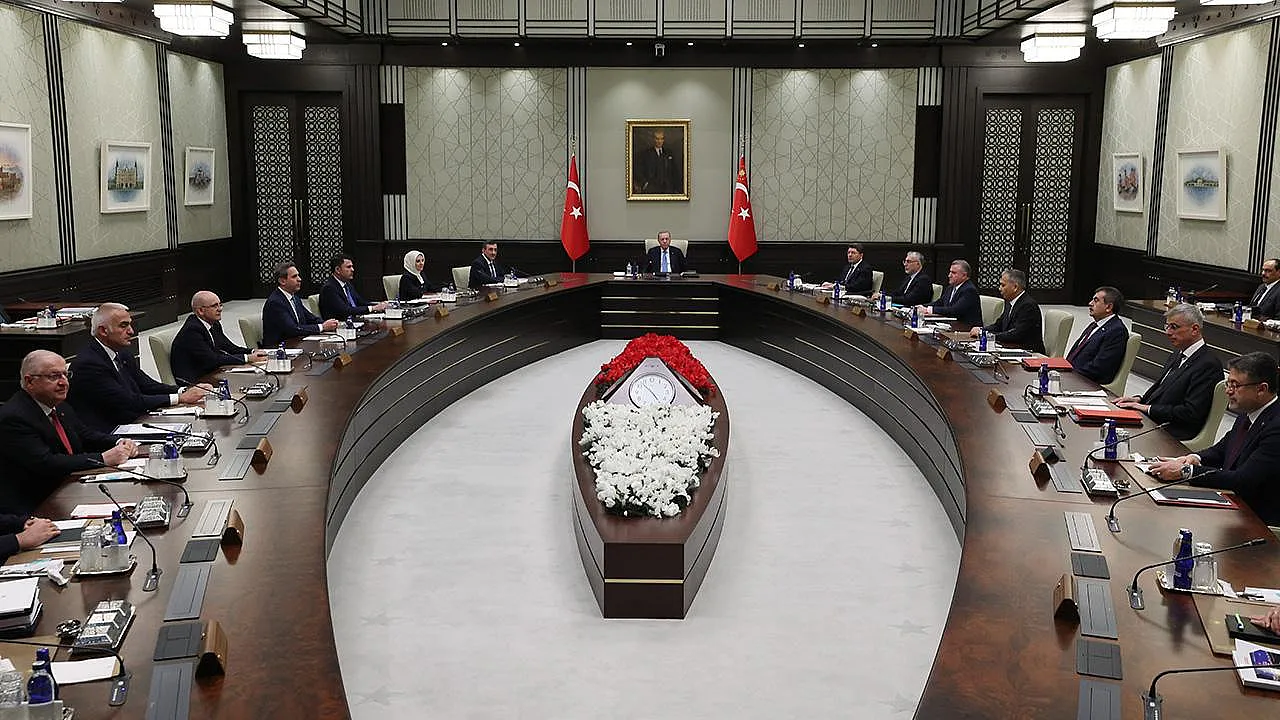Kabine Toplantısında Yoğun Gündem: Dış Politika ve Ekonomi Masada