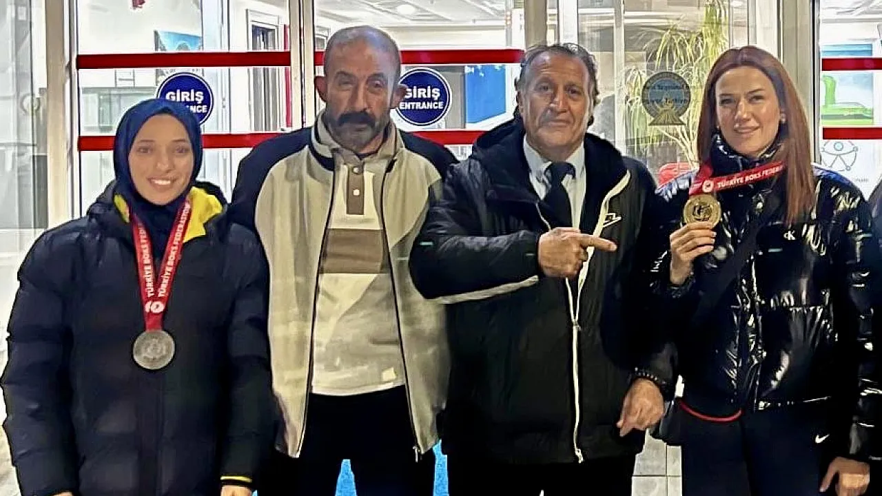 Malatyalı Milli Boksörlerden Çifte Zafer!