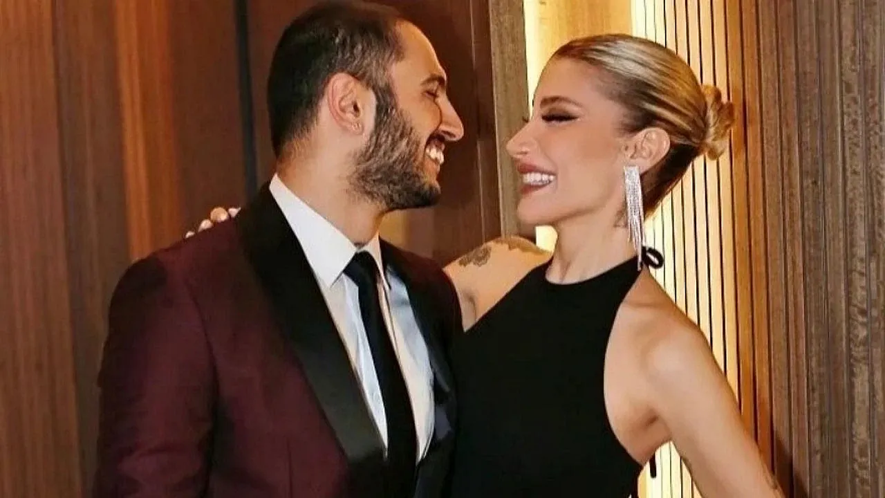 Ünlü Şarkıcı İrem Derici ve Sevgilisi Melih Kunukcu Nişanlanarak Evlilik Yoluna Girdi