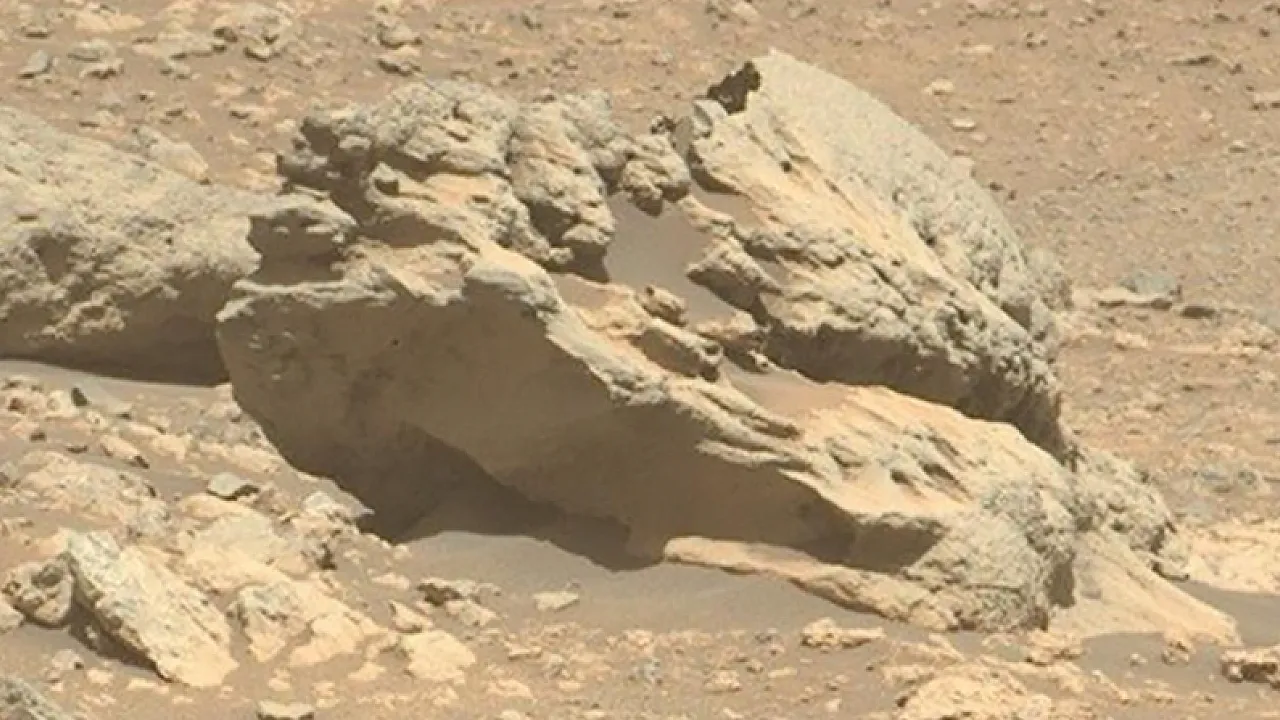 Antik Mars'ta Karbon Gizem!