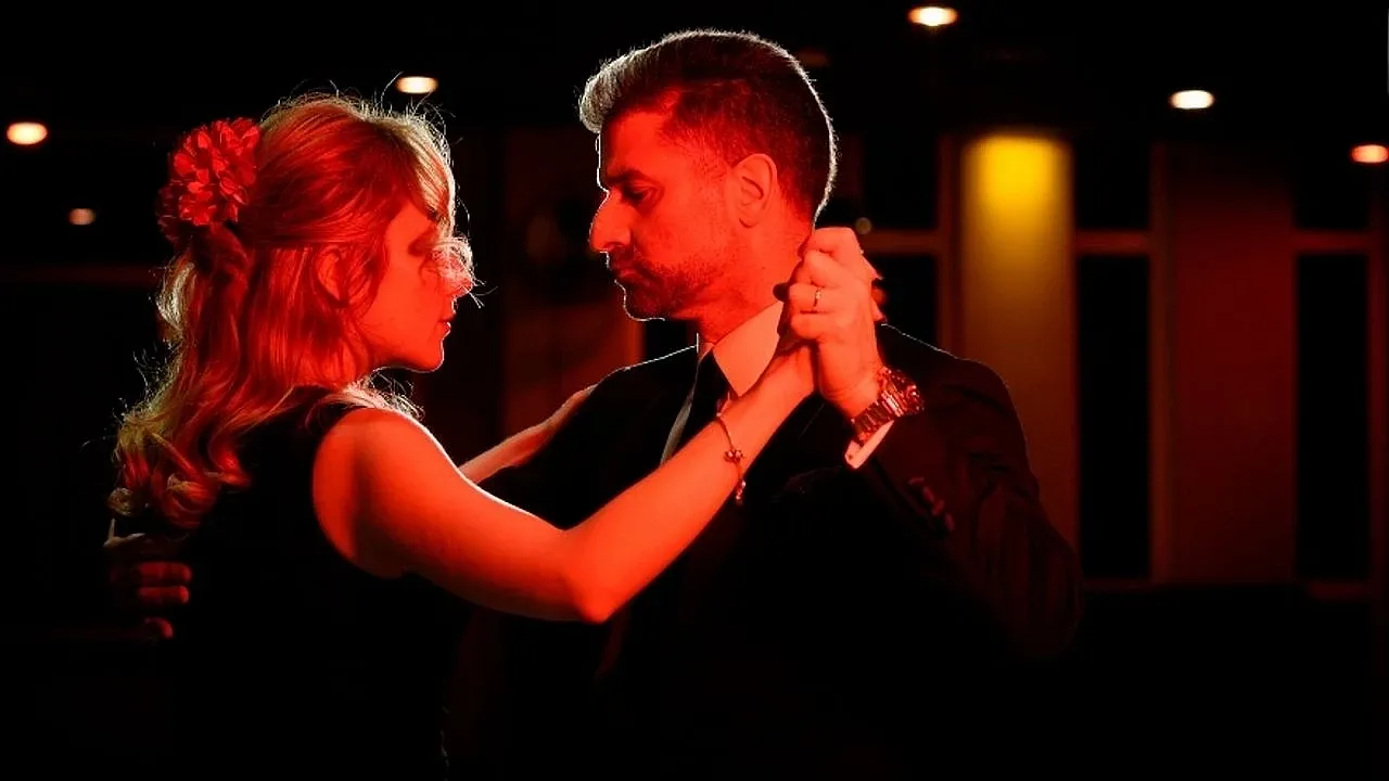 Başkentin Tango Salonlarından Düğün Pistine Uzanan Tutku Dolu Aşk Hikayesi