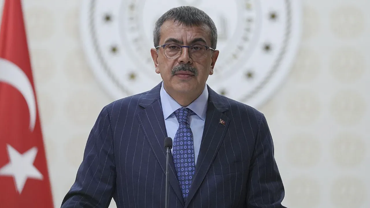 Ara Tatiller Kalkıyor mu? İşte Yeni Tatil Planı!