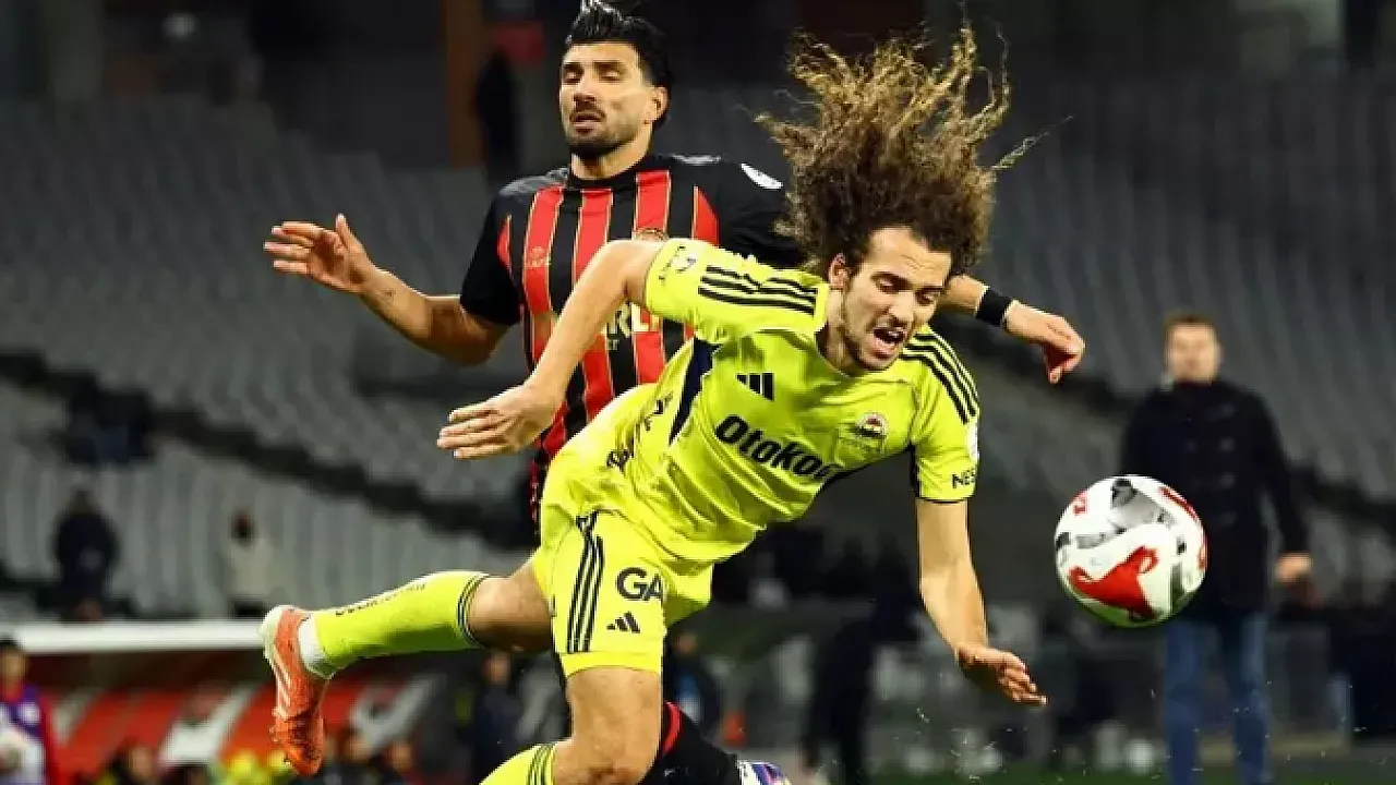 Fenerbahçe'de Saha Dışında Skandal: Futbolcular ve Ailelerine Dijital Saldırı!