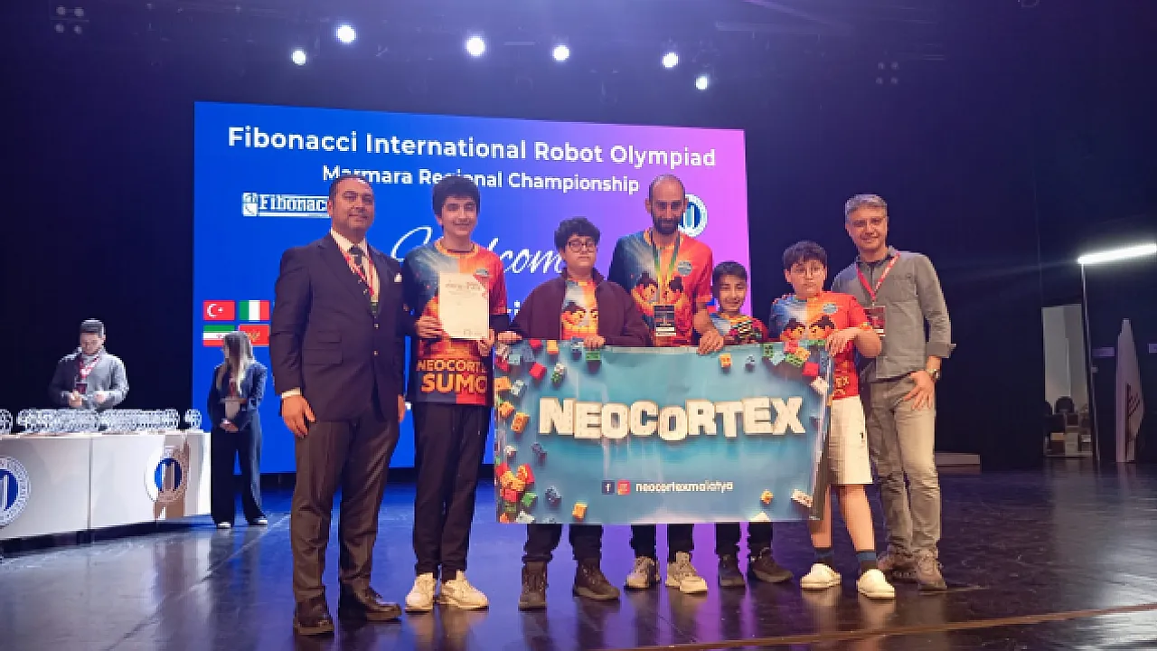 Malatya'nın NHK 44 Robotu Meydan Okudu: Deprem Bölgesinden Olimpiyat Başarısına!
