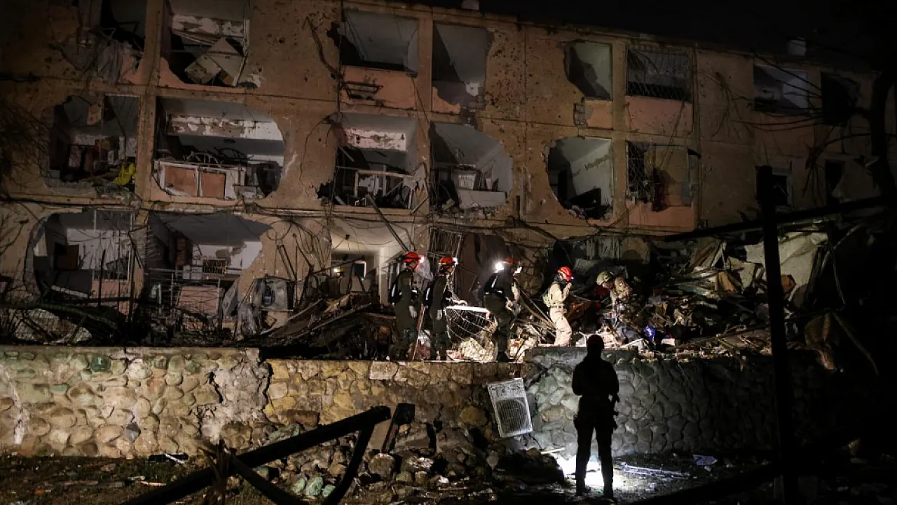 İsrail'den Hafta Sonu Saldırı Dalgası: 200'den Fazla Nokta Vuruldu