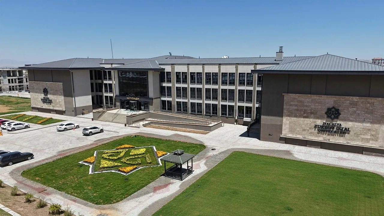Malatya'da Genç Mucitler Buluşuyor: II. MTÜ Ar-Ge Proje Pazarı İçin Geri Sayım!