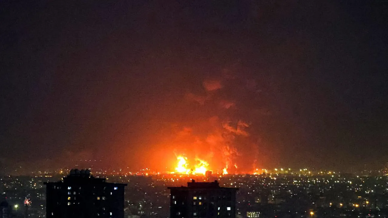 Orta Doğu'da Topyekûn Savaş: Bir Ayda Bölgesel Dengeler Altüst Oldu!