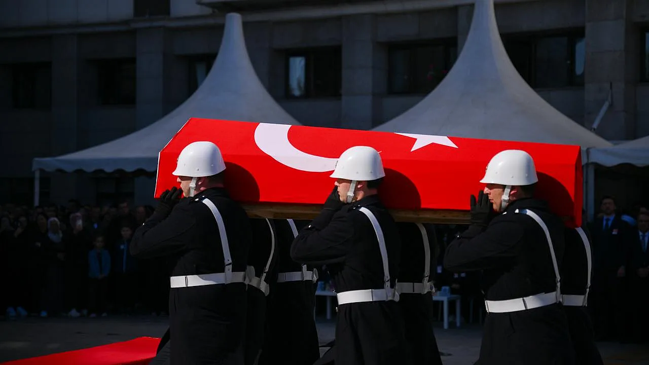 İstanbul Şehidini Dualarla Uğurladı: Mustafa Aydın Son Yolculuğuna Çıktı