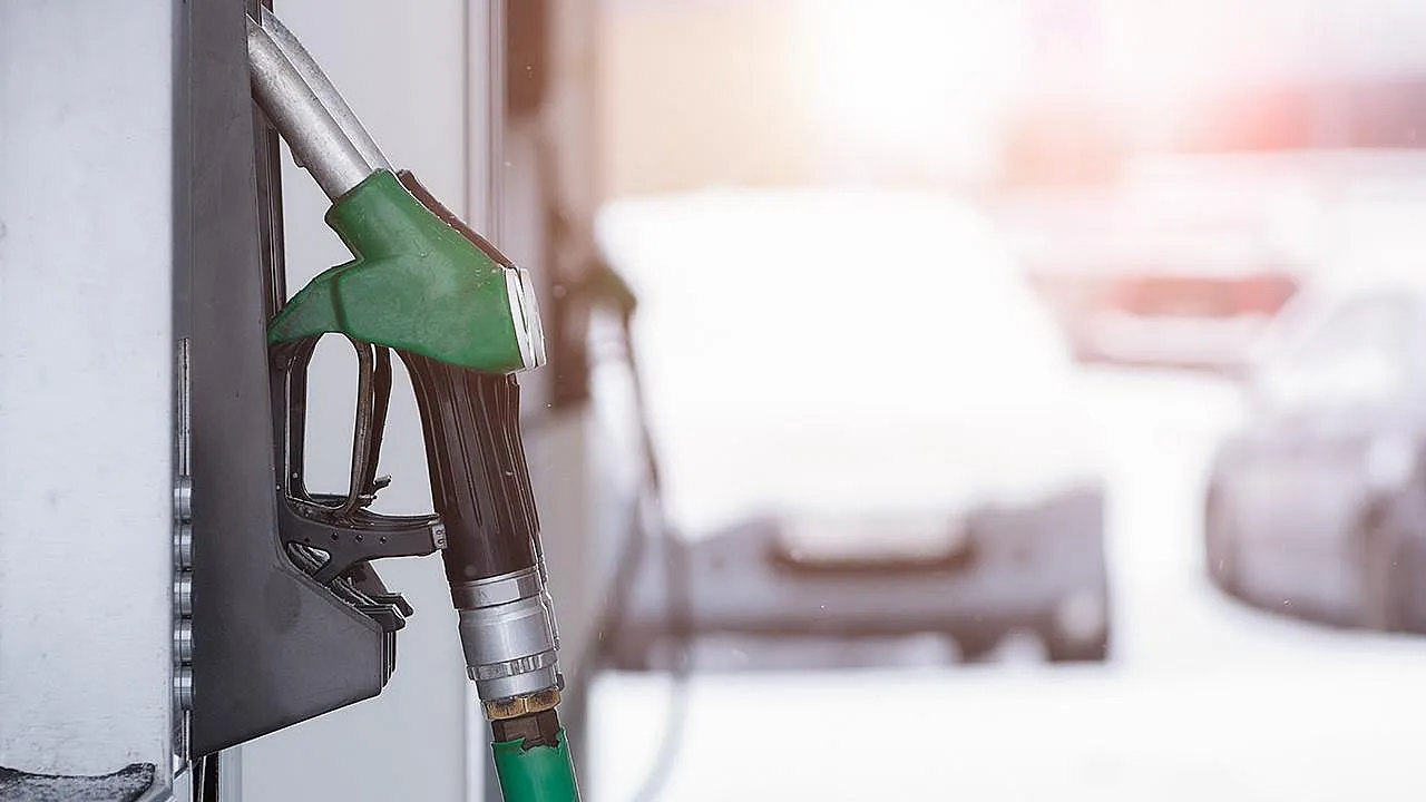 Pompa Fiyatlarında 2022 Sonrası Bir İlk: ABD'de Enerji Krizi Derinleşiyor