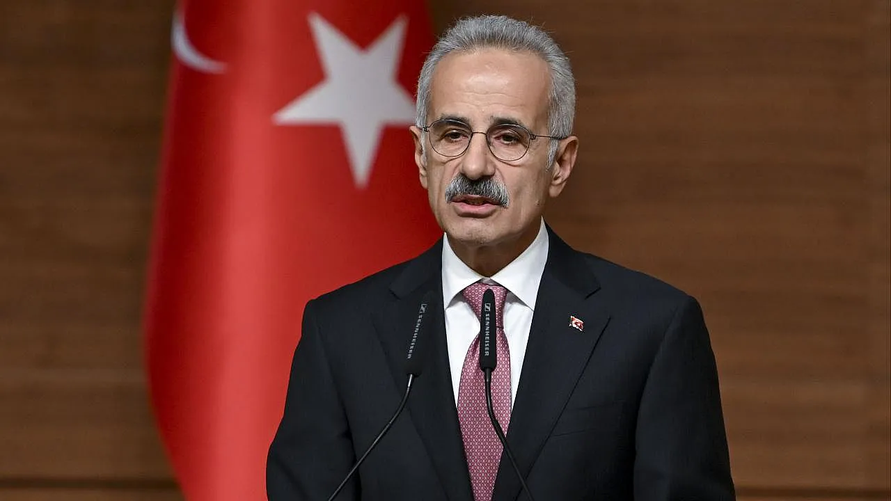 Bakan Uraloğlu Tarih Verdi: 5G İki Yıl İçinde Tüm Türkiye'de Olacak