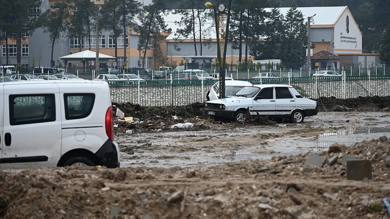 Kadirli'de Selin İzleri Siliniyor! Afet Bölgesine 2 Milyon Liralık Acil Destek