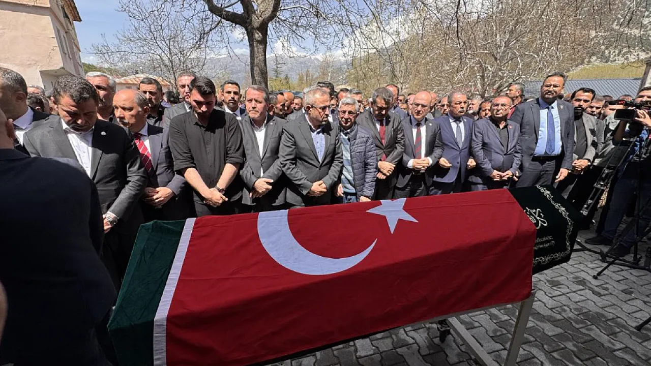 Kahramanmaraş'ta Acı Veda! Saldırıda Hayatını Kaybeden Öğretmen Defnedildi