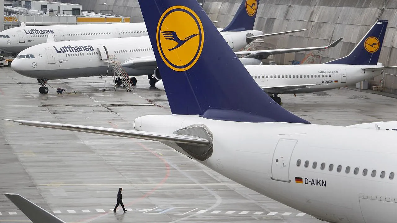 Lufthansa'da Büyük Şok! Uçuşlar İptal Edildi, Dev İştirak Kapatılıyor