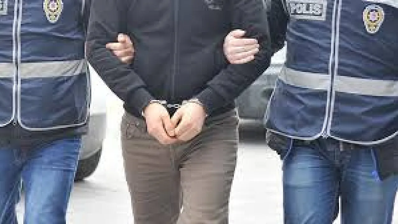Jandarmadan 5 İlde Rüşvet Operasyonu! Aralarında Kamu Görevlileri de Var