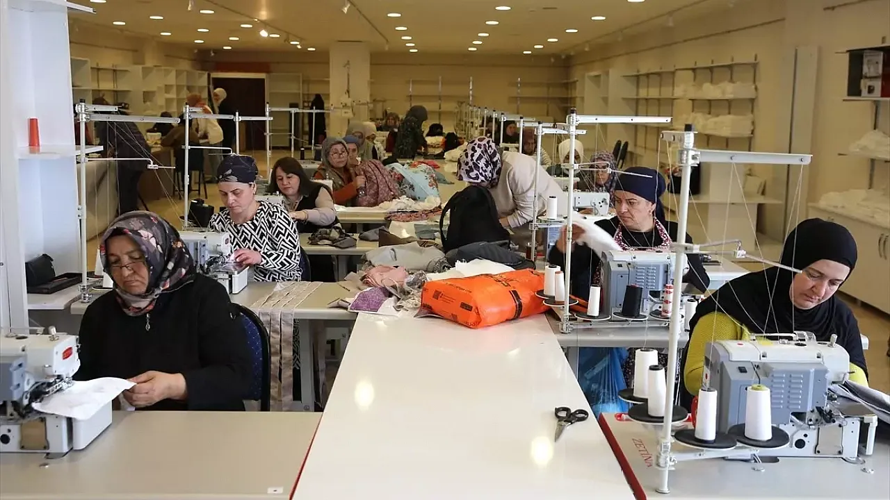 Japonya Destekledi, Ahlatlı Kadınlar Üretime Başladı! 10 Yıllık İmza Atıldı