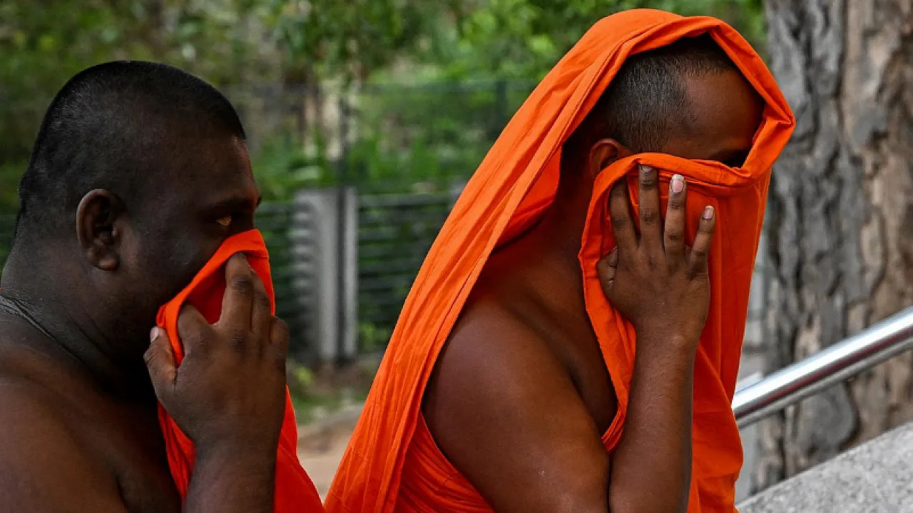 Sri Lanka'da 22 Rahip 110 Kilo Uyuşturucuyla Yakalandı!