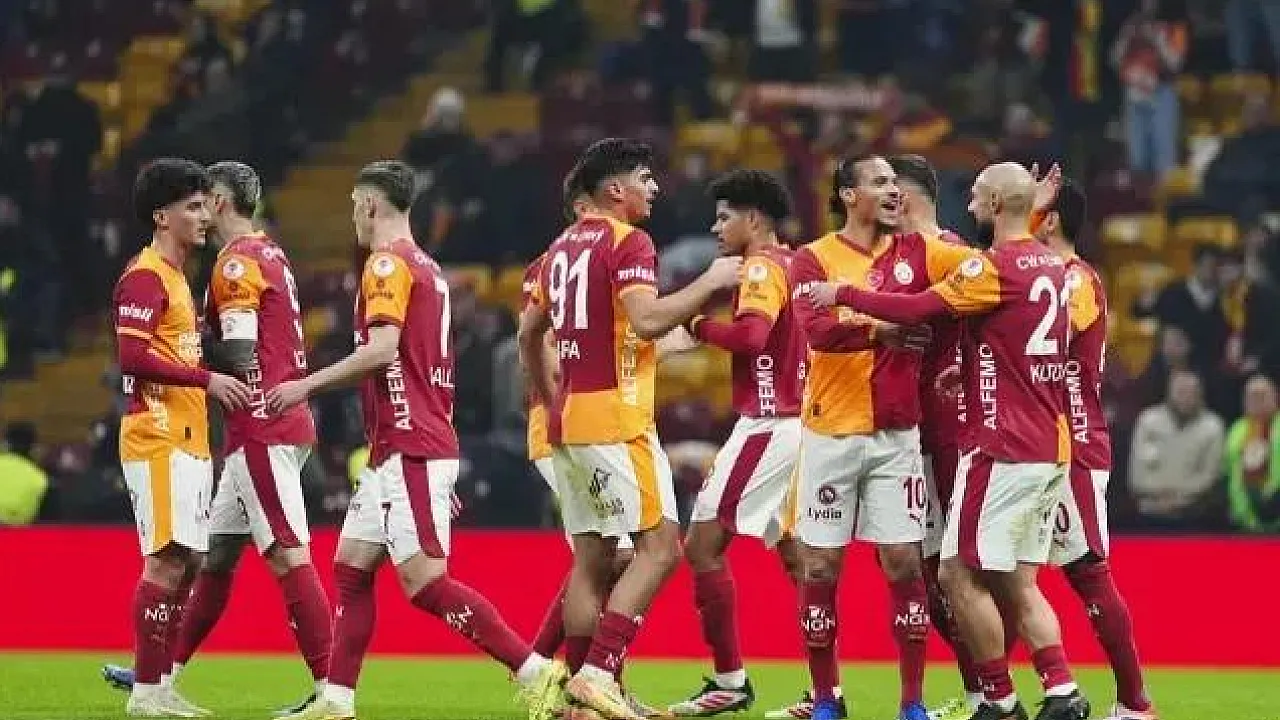 Galatasaray'da Samsun Mesaisi Başladı! Kadroda İki Büyük Eksik