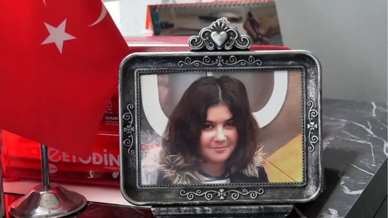 Rabia Naz Dosyasında 8 Yıl Sonra Ezber Bozan Gelişme! O Çanta Sonradan mı Konuldu?
