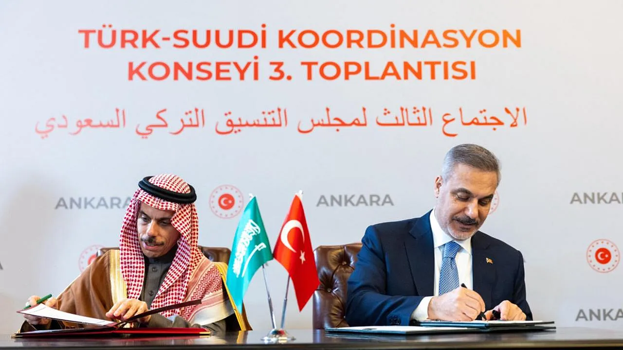 Bakan Fidan Müjdeyi Verdi! Artık Vize Derdi Bitti