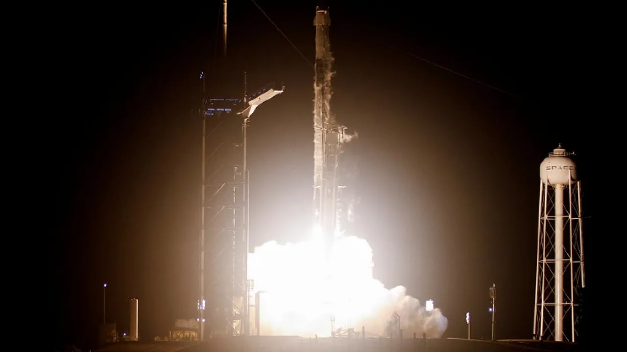 SpaceX'in Teksas'taki Dev Üssünde Patlama!