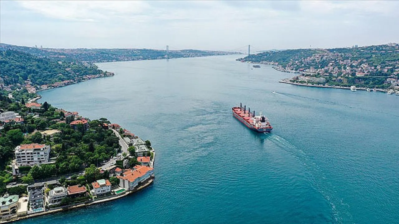İstanbul Boğazı'nda Devlerin Geçişi Durdu! İlk Çeyrek Rakamları Şaşırttı