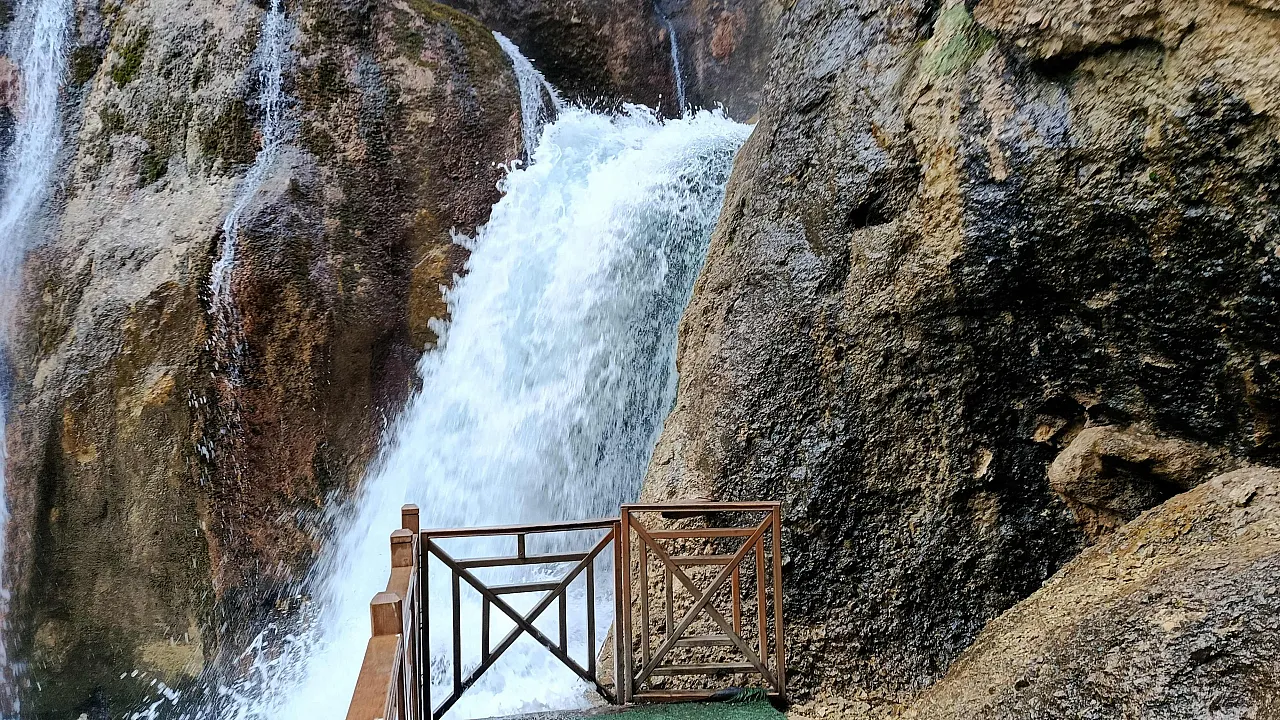 Malatya Günpınar Şelalesi'nde Yeni Sezon Rekorla Başladı!