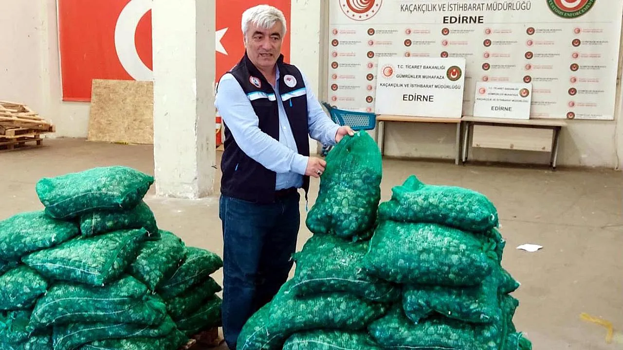 Kapıkule'de Kaçakçılık Operasyonu! 760 Kilogram Kum Midyesi Yakalandı
