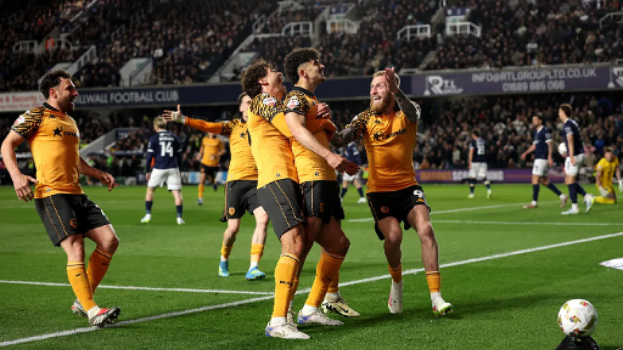 Premier Lig Bileti Wembley'de Sahibini Buluyor! Büyük Final Heyecanı