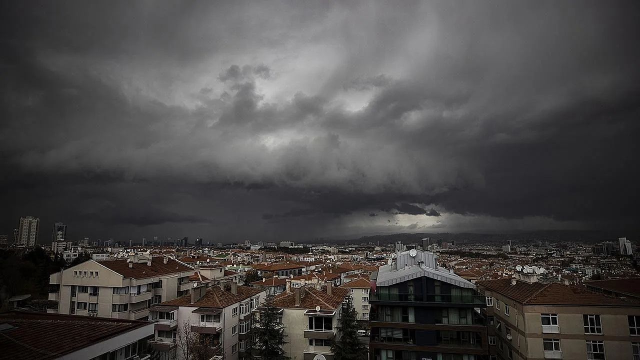 Bayramda Plan Yapanlar Dikkat! O Bölgelerde Sıcaklıklar Mevsim Normallerinin Altına İniyor