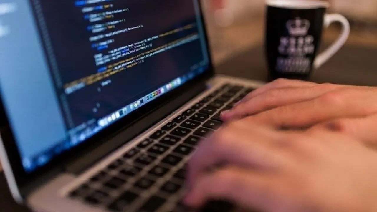İran Bağlantılı Hacker Grubu İsrail Ordusunu Hedef Aldı!