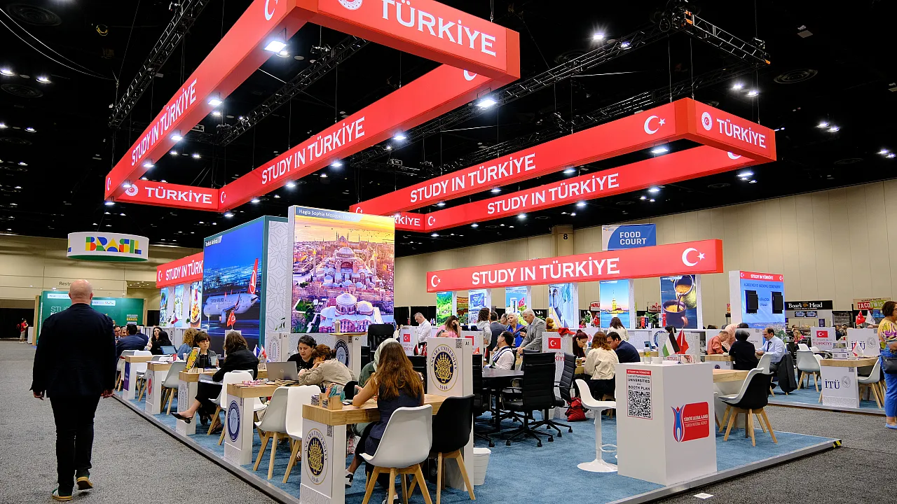 Türkiye'den ABD'de Eğitim Atağı!