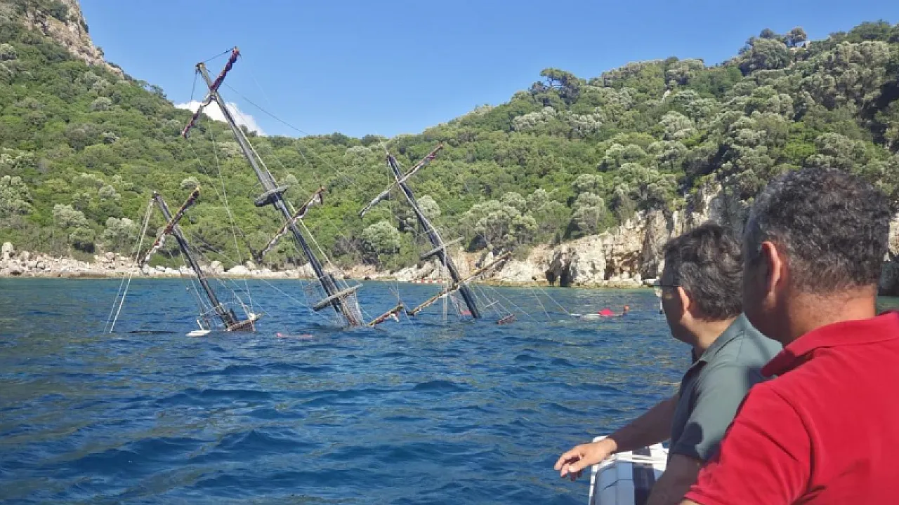Muğla'da Tur Teknesi Alarmı!