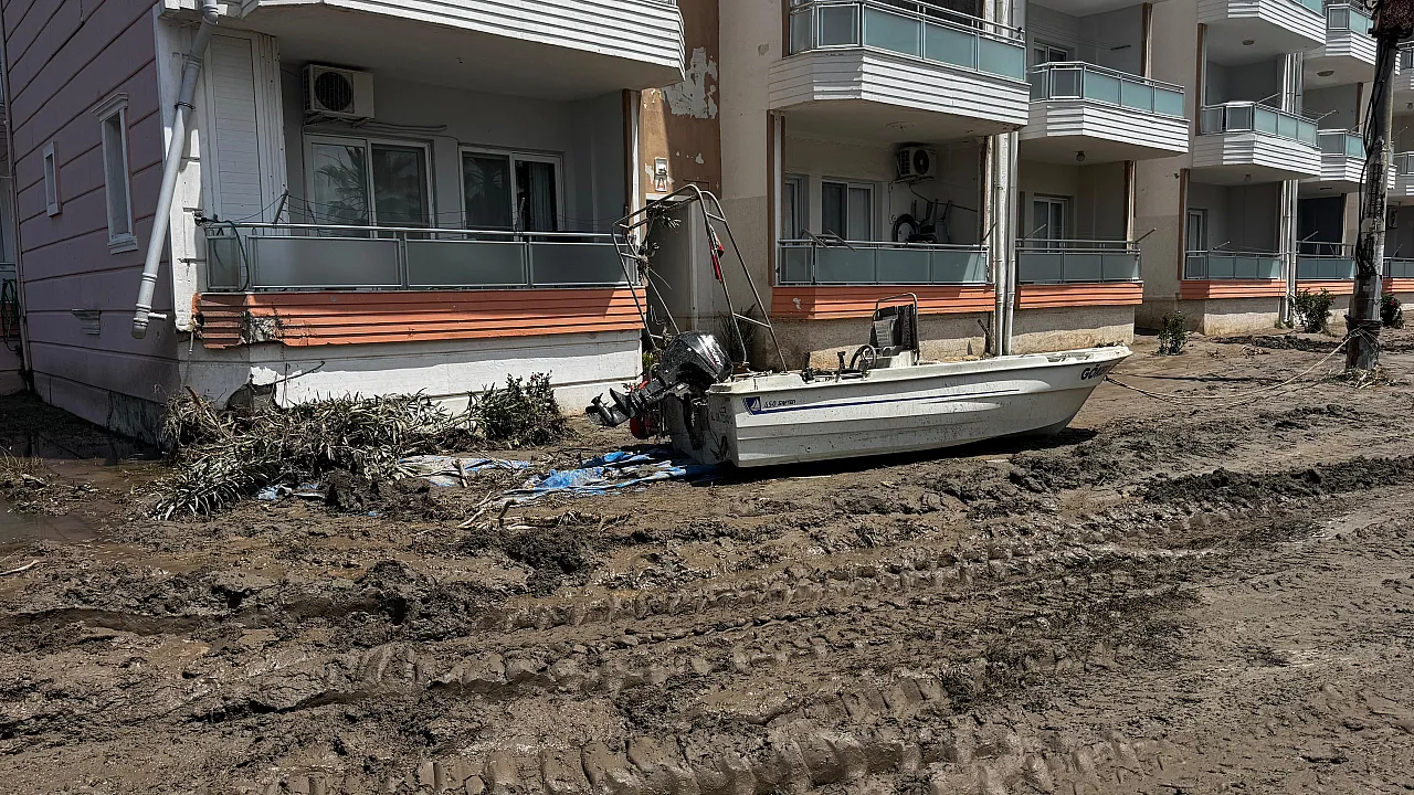 Hatay'da Sağanak Sonrası Ekipler Sahada!