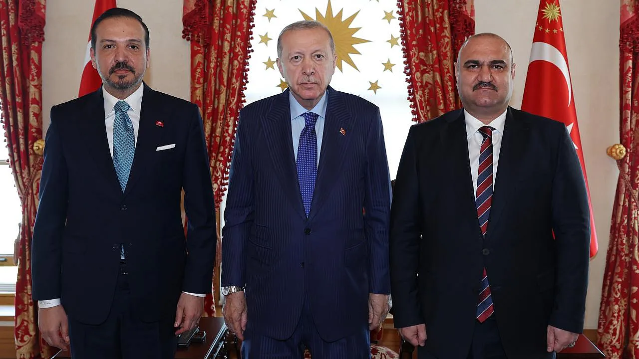 Cumhurbaşkanı Erdoğan'dan Kerkük'ün Türkmen Valisine Güçlü Destek Mesajı
