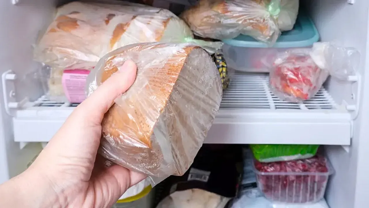 Bilimsel Gerçek Ortaya Çıktı! kmeği Buzdolabında Saklamak Aslında Bakın Ne Yapıyor